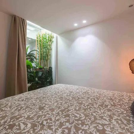 Lägenhet Downtown 3-bedroom Luxury Albufeira